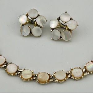 Coro Vintage Gold Tone MOP Thermoset Necklace & earrings Set